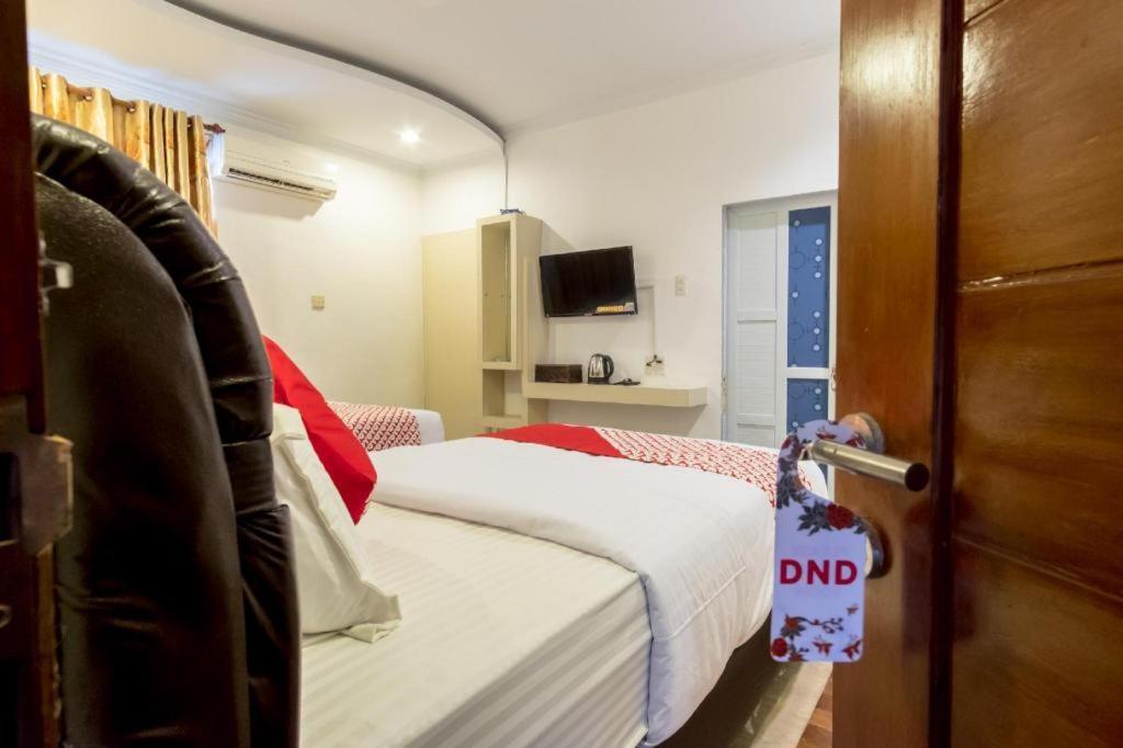Oyo 619 Naufal Guest House Syariah Μεντάν Εξωτερικό φωτογραφία