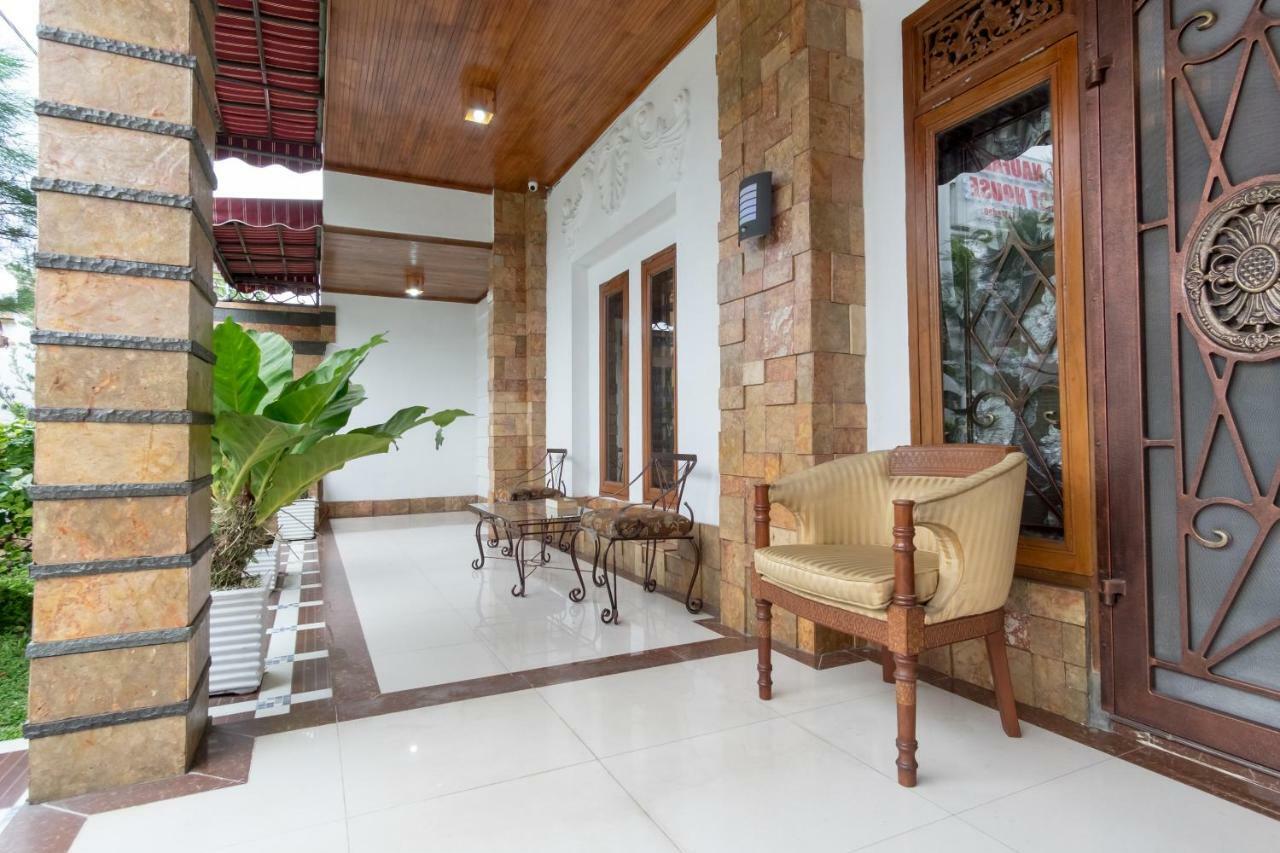 Oyo 619 Naufal Guest House Syariah Μεντάν Εξωτερικό φωτογραφία