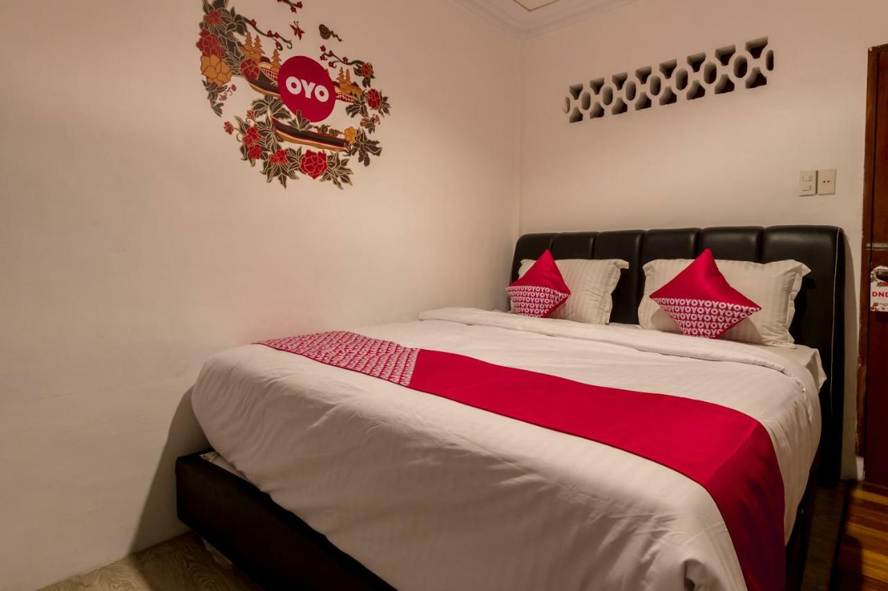 Oyo 619 Naufal Guest House Syariah Μεντάν Εξωτερικό φωτογραφία