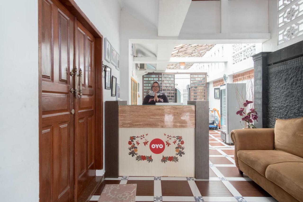 Oyo 619 Naufal Guest House Syariah Μεντάν Εξωτερικό φωτογραφία