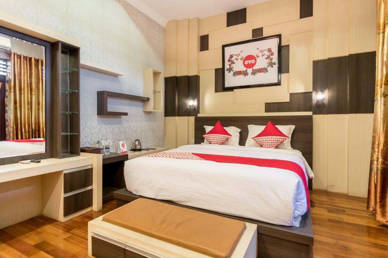 Oyo 619 Naufal Guest House Syariah Μεντάν Εξωτερικό φωτογραφία