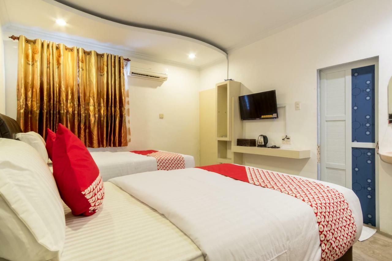 Oyo 619 Naufal Guest House Syariah Μεντάν Εξωτερικό φωτογραφία